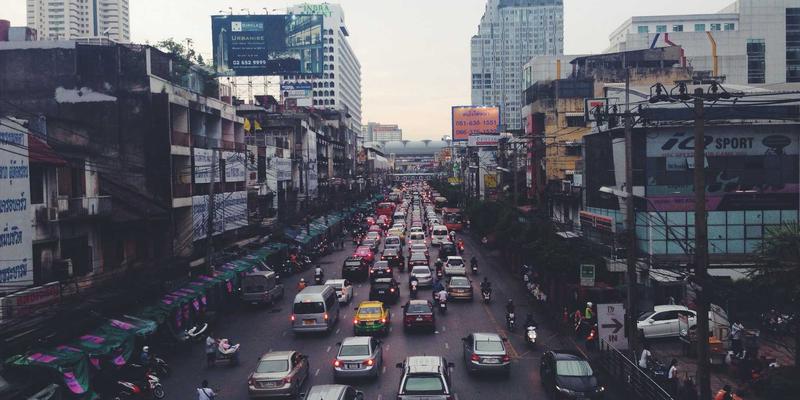 Memphis风格网站模板：打破常规的设计资源与创意实践