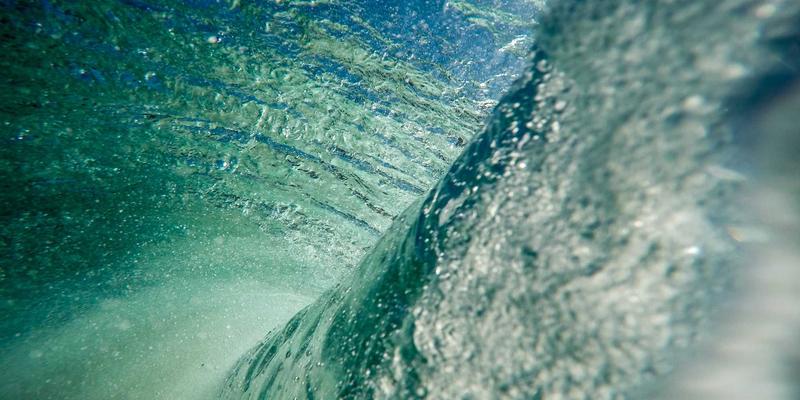 紫色主题网站模板：融合图形设计与视觉吸引力的终极指南